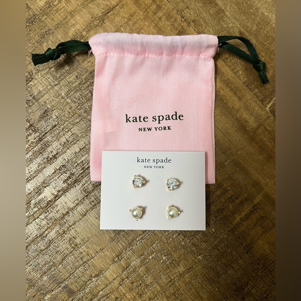 NWT Kate Spade Rise And Shine 2-Stud Set